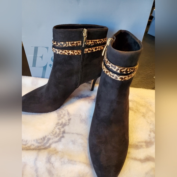 Essex Lane black booties - Picture 5 of 13